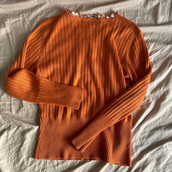 Burnt orange jumper with floral detailing - Picture 3 of 3